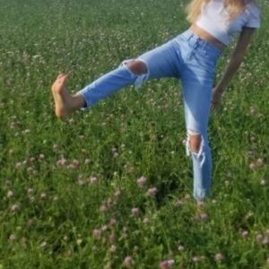 American eagle mom jeans!!!